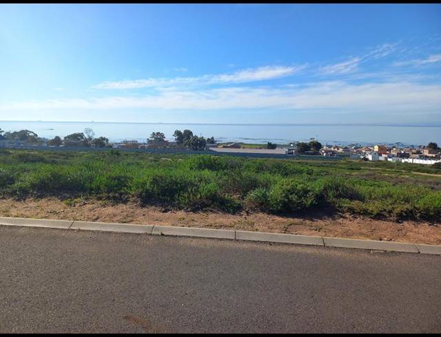 LAND FOR SALE IN ST HELENA VIEWS